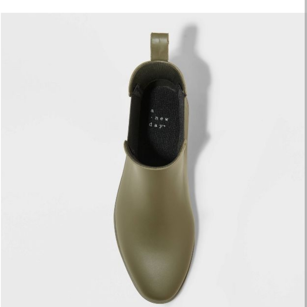 Chelsea Boots - Picture 4 of 5